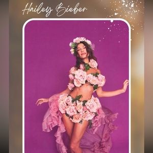 Halloween flower fairy costume (Hailey Bieber)